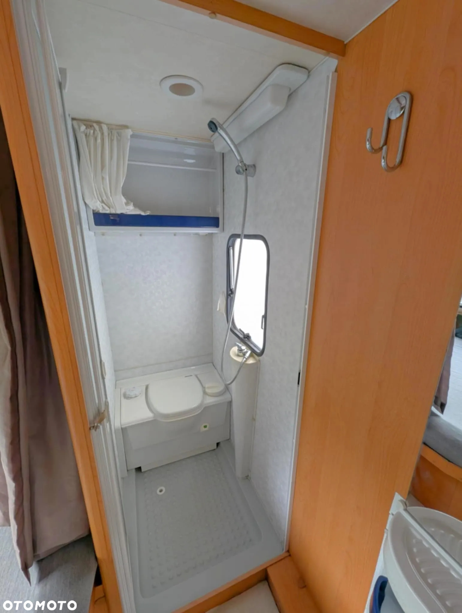 Adria Unica B 502 UP - 17