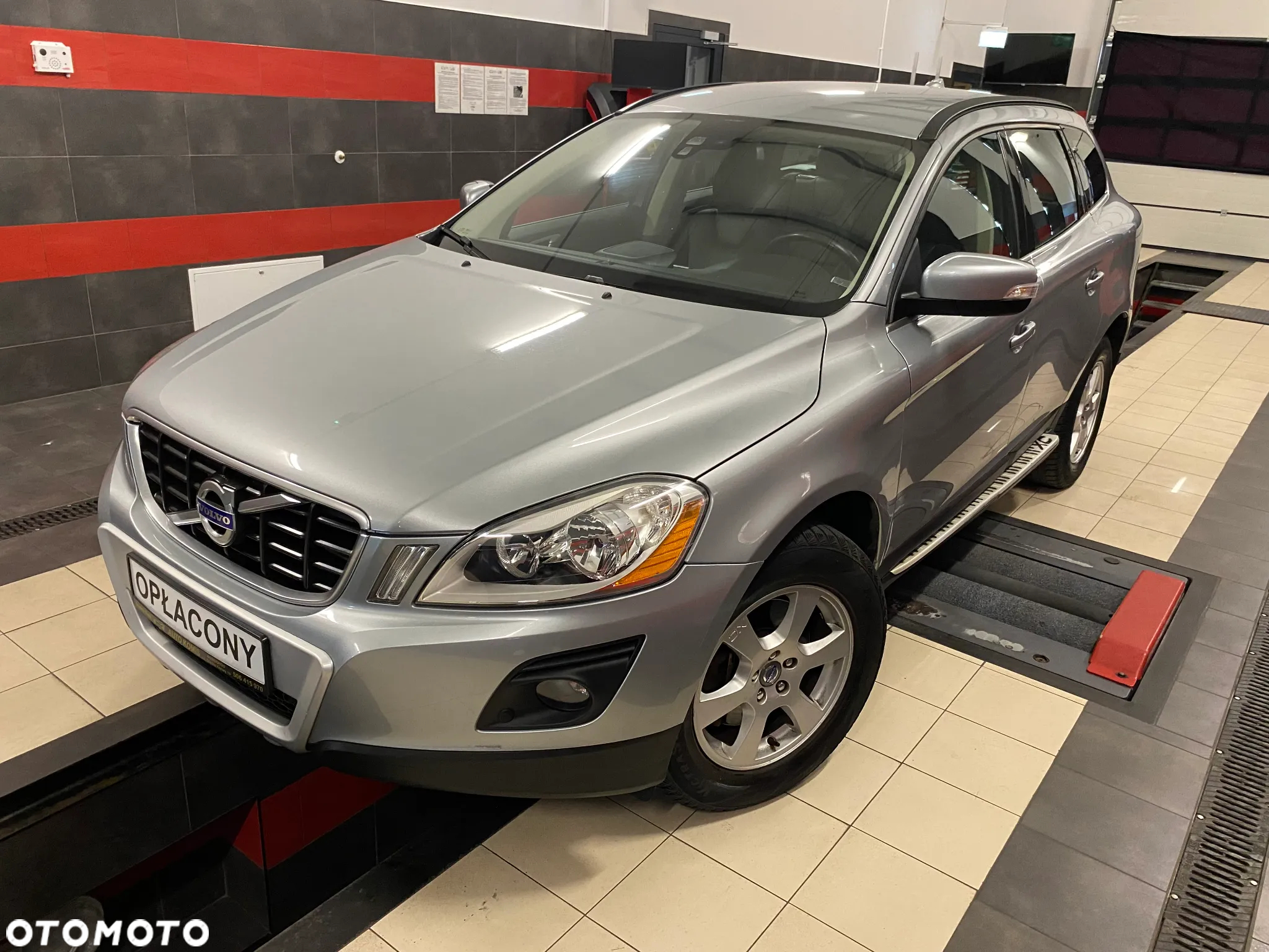 Volvo XC 60 D5 AWD Summum - 2