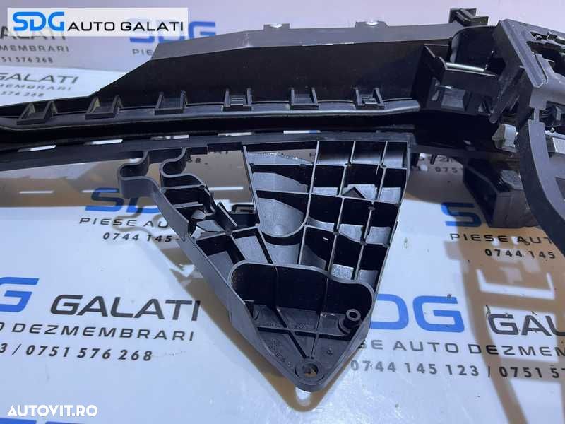 Suport Maner Interior Ghidaj Geam Usa Portiera Dreapta Ford Kuga 2008 - 2012 Cod 3M51-R224A36-BP 3M51R224A36BP - 3