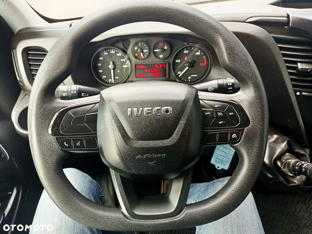 Iveco 35C16 POWER 160KM KONTENER WINDA 750Kg - 31