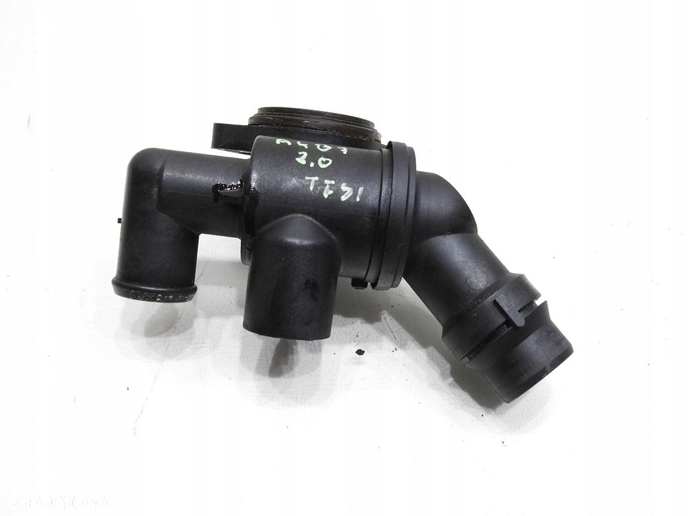 OBUDOWA TERMOSTATU AUDI A4 B7 2.0 TFSI - 3