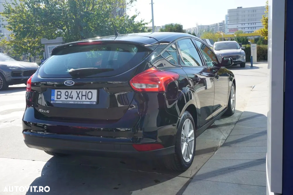 Ford Focus - 6