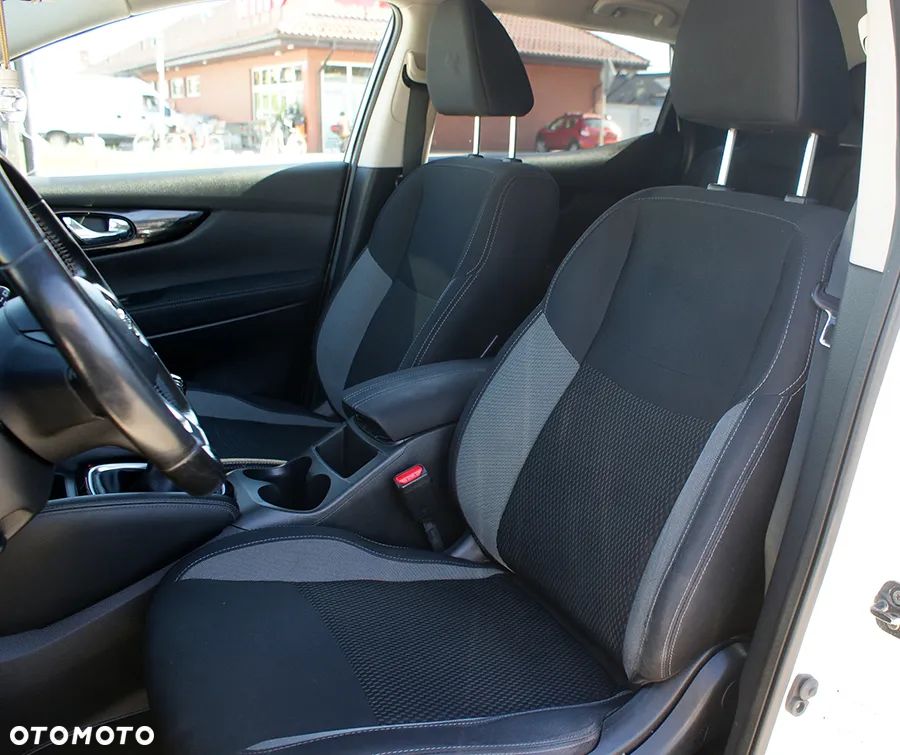 Nissan Qashqai 1.5 dCi Acenta EU6 - 17