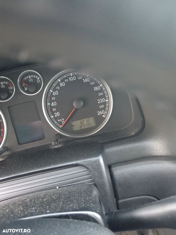 Volkswagen Passat 1.9TDI Comfortline - 1