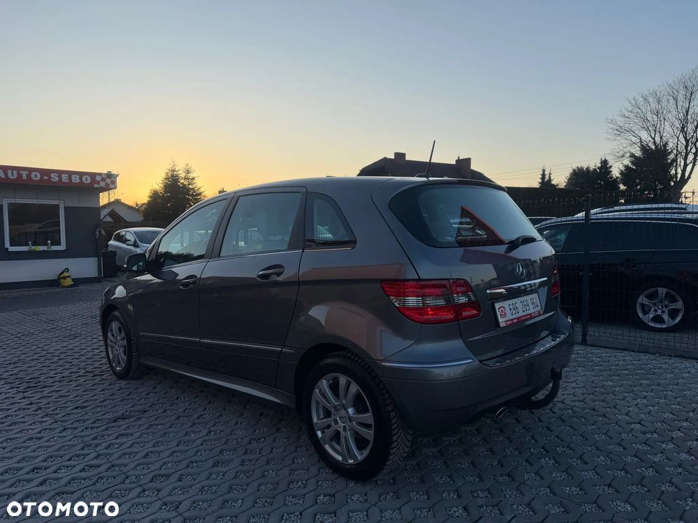 Mercedes-Benz Klasa B 200 Autotronic Grand Edition - 9