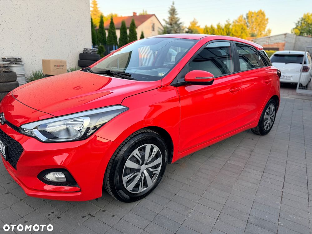 Hyundai i20 1.2 Intro Edition - 21