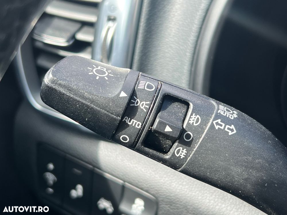 Kia Sportage 2,0 CRDI AWD Aut. Platinum - 18