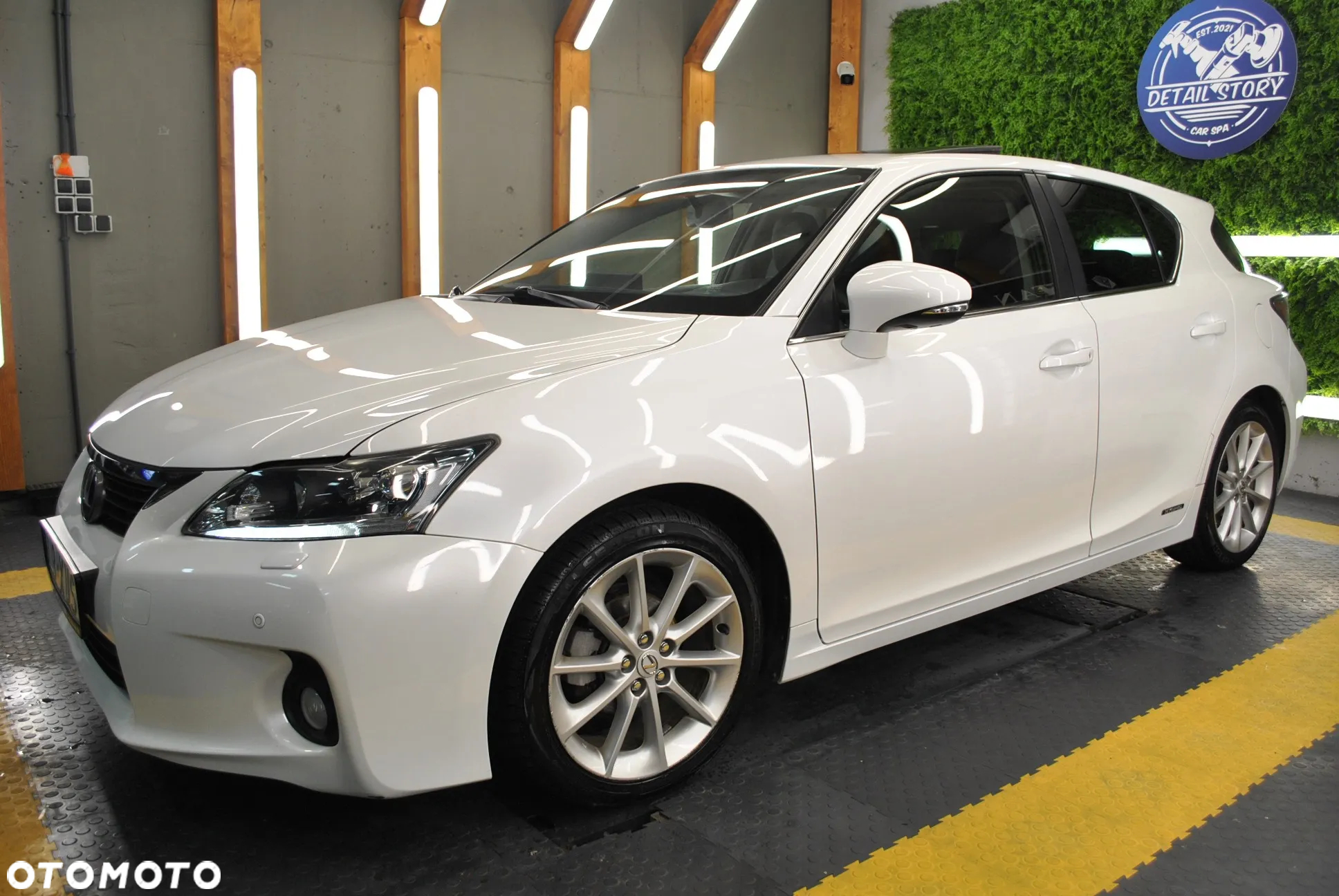 Lexus CT 200h Luxury Line - 10