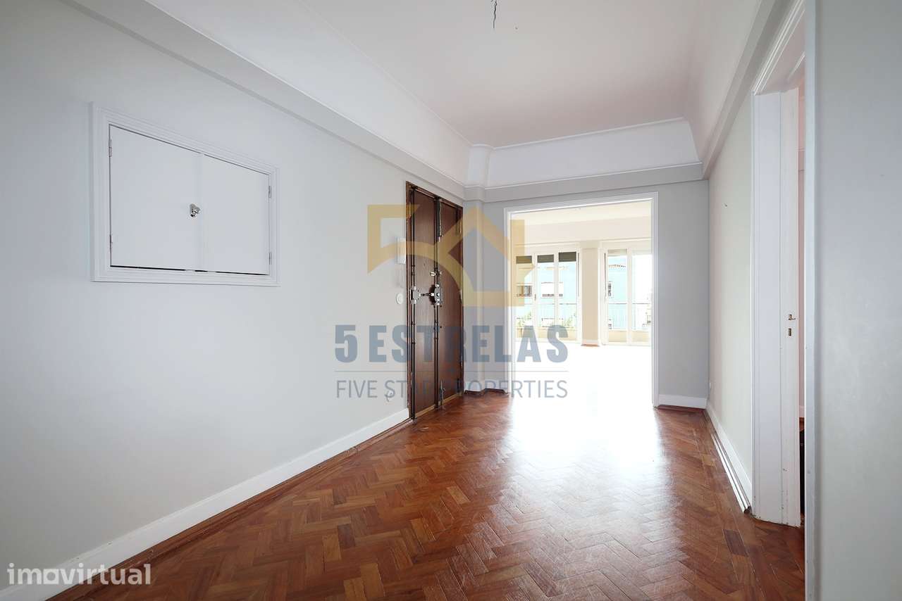Arrendamento - T5 com 300 m2 - Lisboa - Avenidas Novas - Grande imagem: 5/50
