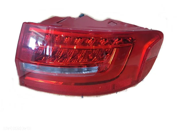 AUDI A4 B8 07-15r LAMPA PRAWY TYŁ 01091604
