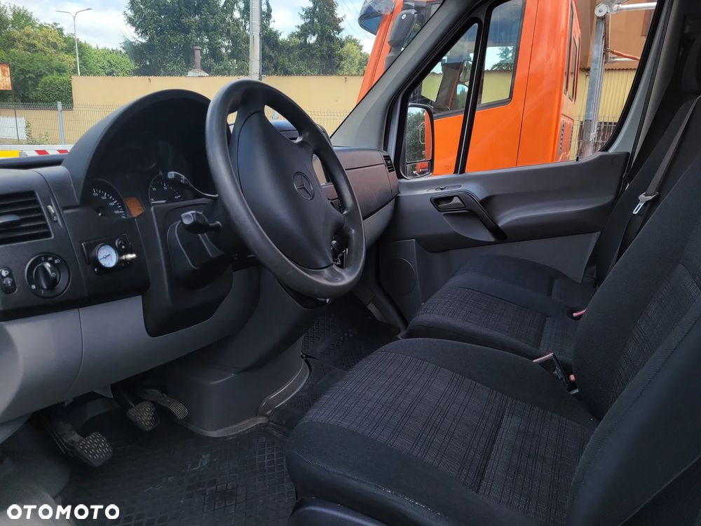 Mercedes-Benz Sprinter - 31