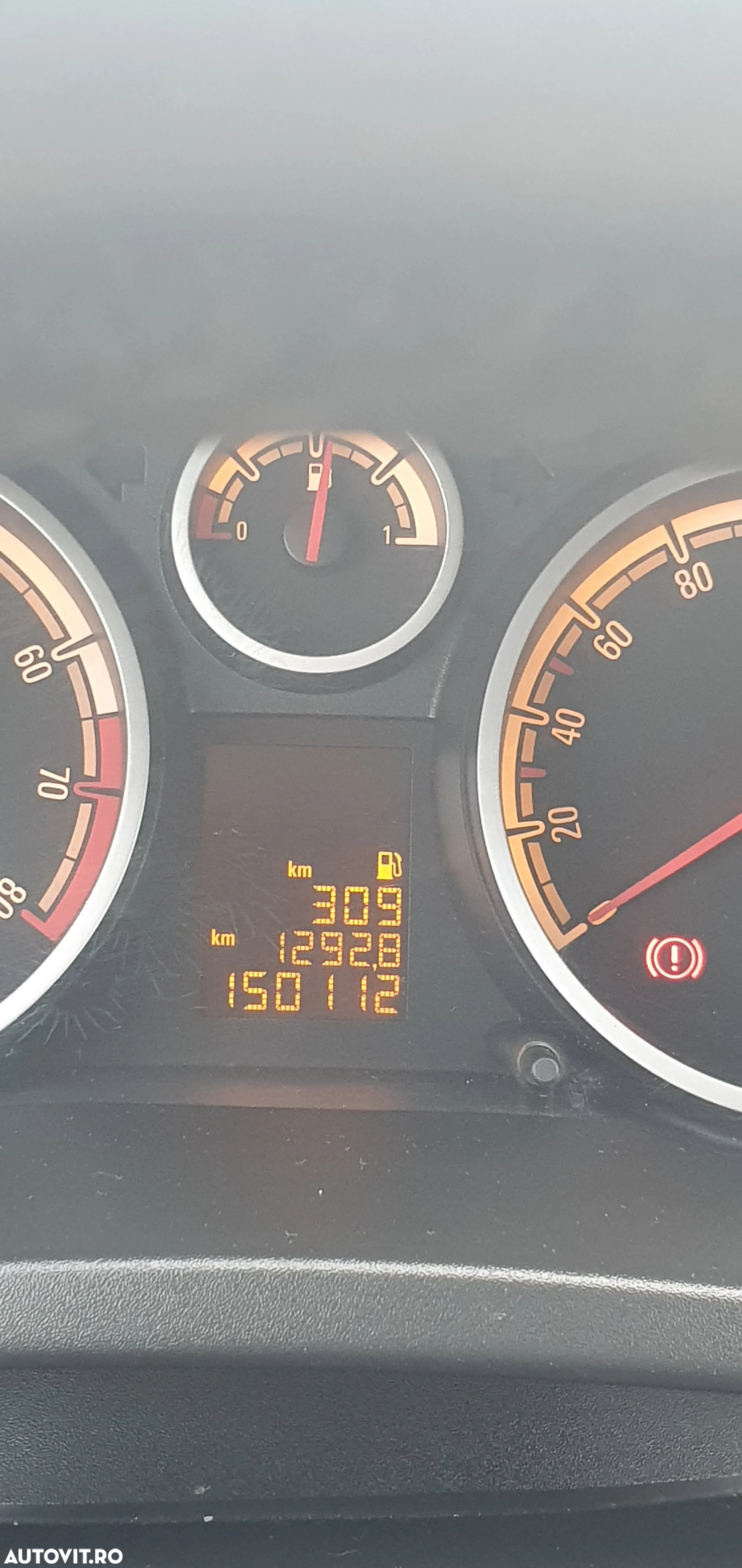 Opel Corsa 1.2 Essentia - 7