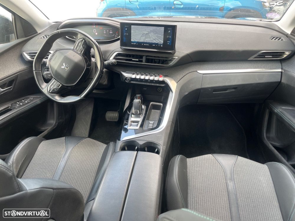 Peugeot 5008 1.2 PureTech Allure EAT8 - 3