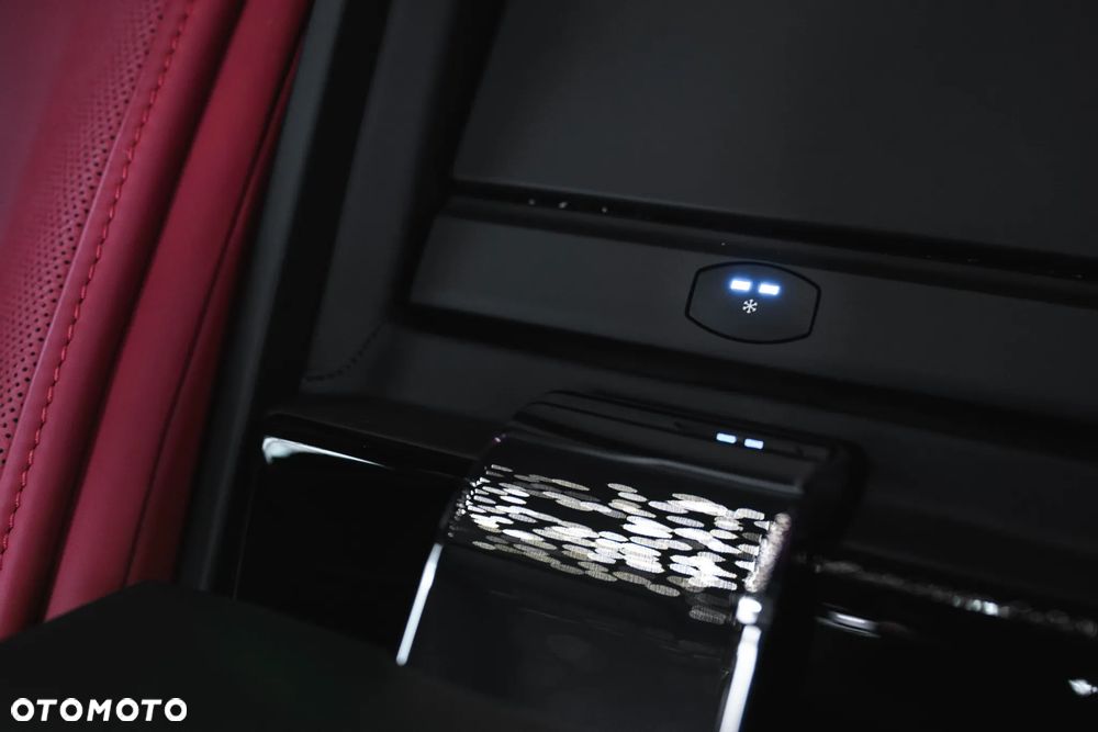 Rolls-Royce Ghost - 35