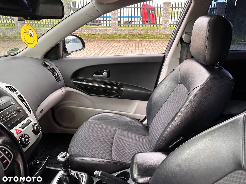 Kia Ceed 1.6 CVVT LX - 14