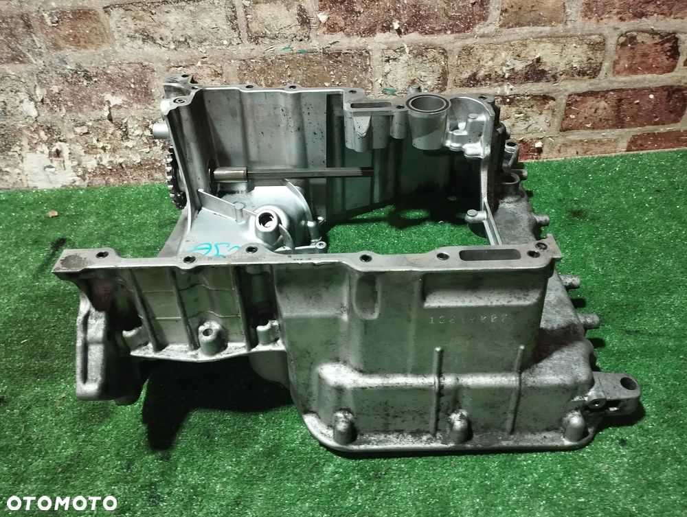 GÓRNA MISKA OLEJOWA AUDI Q7 3.0 TDI 2013 ROK KOD SILNIKA: CJG - 5