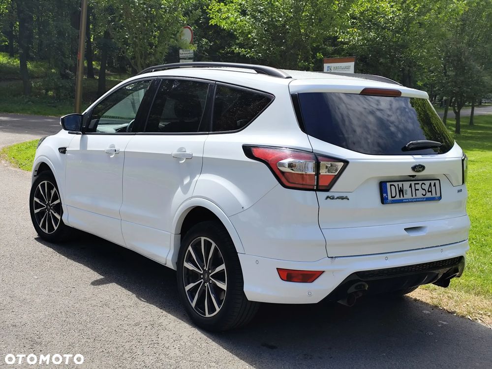 Ford Kuga 2.0 TDCi AWD ST-Line - 2