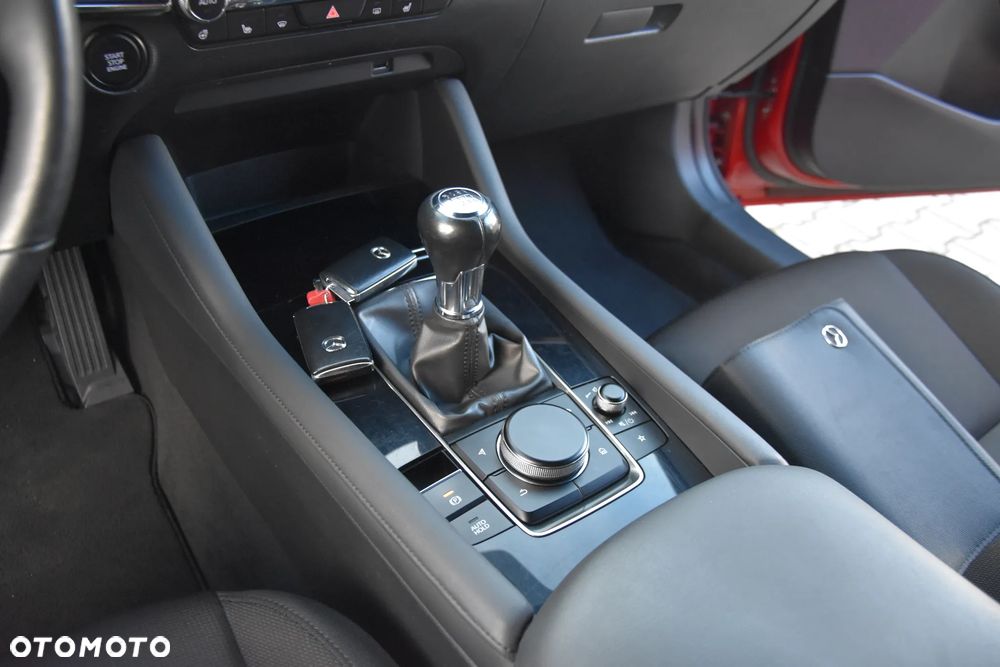 Mazda 3 - 16