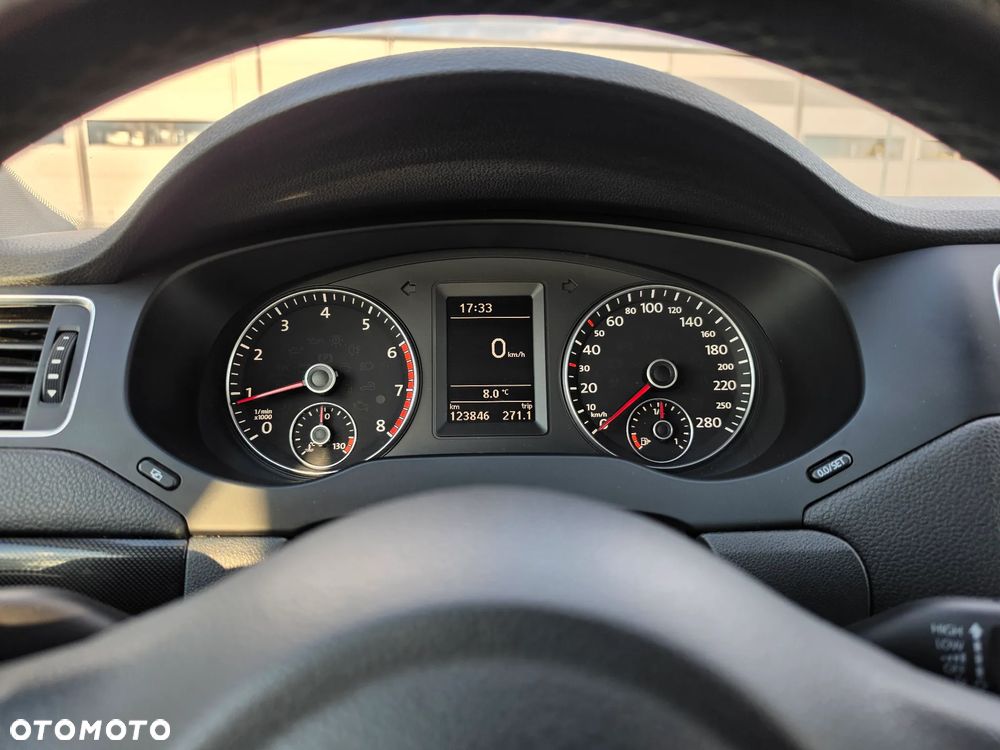 Volkswagen Jetta 1.2 TSI Comfortline Optimum - 12