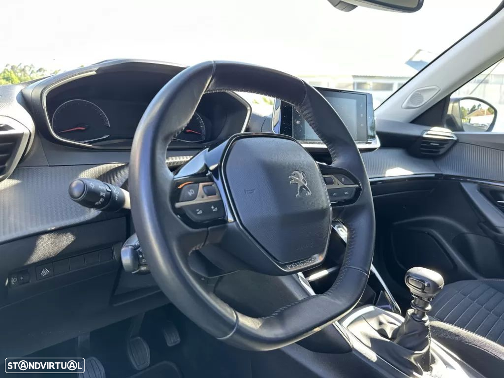 Peugeot 2008 1.5 BlueHDi Allure Pack - 23