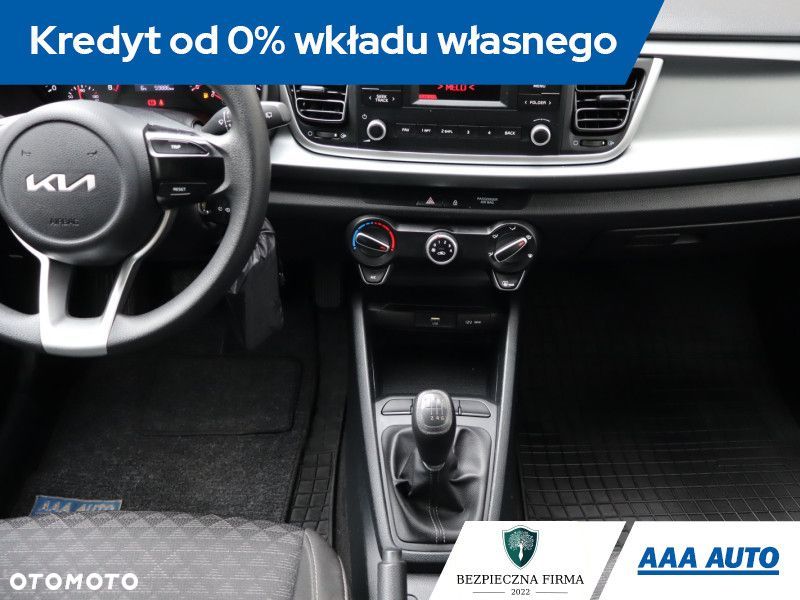 Kia Rio - 14