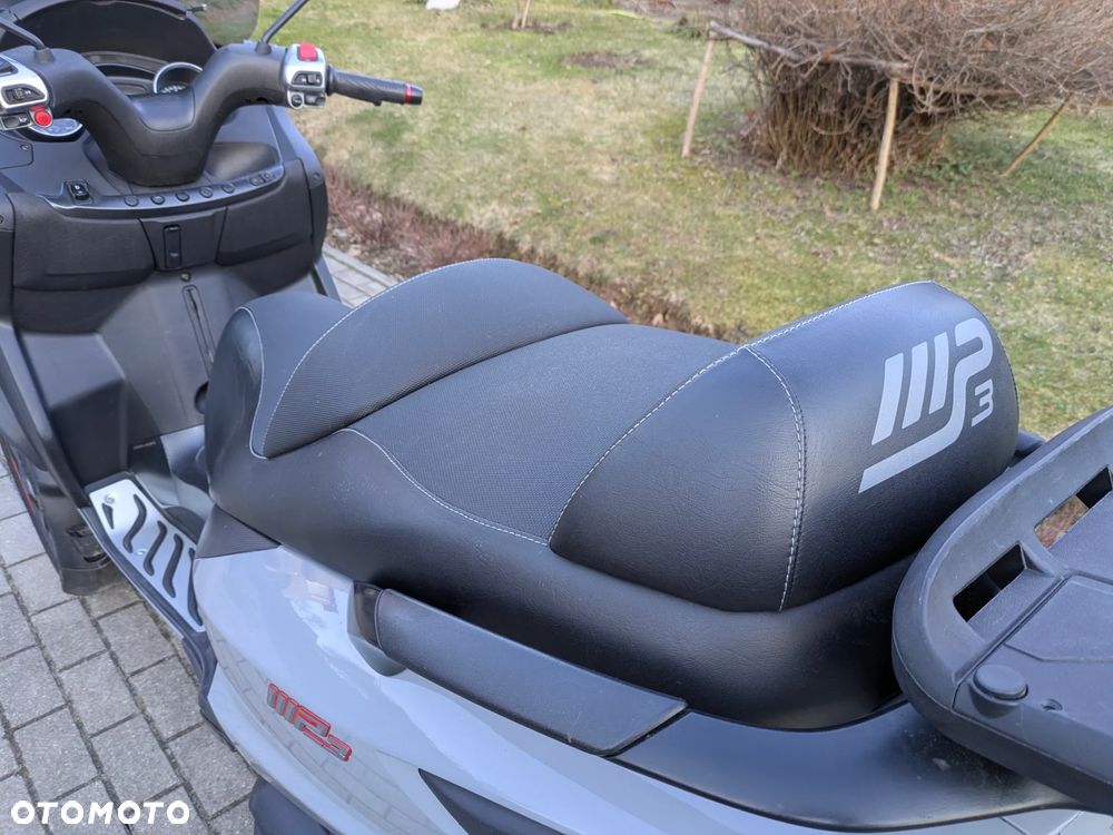 Piaggio MP-3 - 10