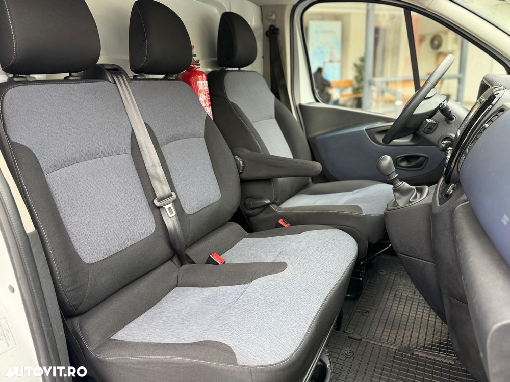 Opel Vivaro Combi L1H1 2.9 t Start/Stop - 12