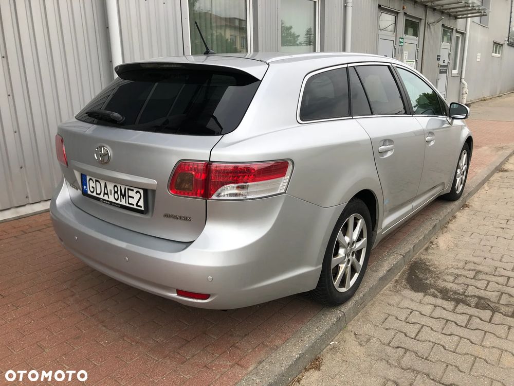 Toyota Avensis 2.0 D-4D Sol plus - 2