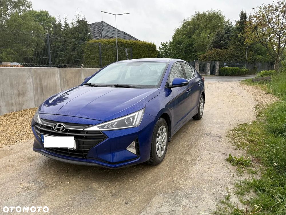 Hyundai Elantra 1.6 Comfort - 20