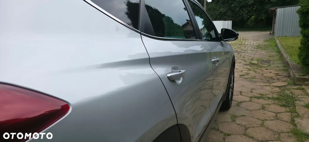 Hyundai Tucson blue 1.7 CRDi 2WD DCT Premium - 18