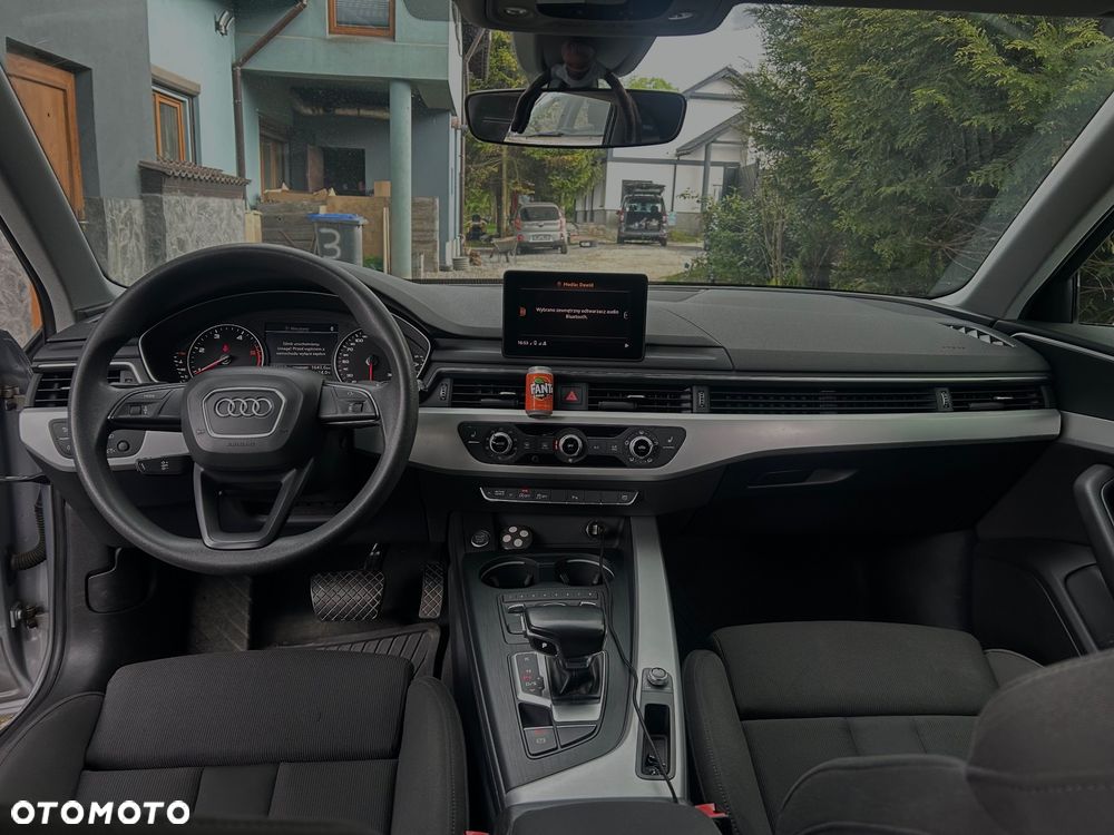 Audi A4 Avant 40 TDI S tronic - 13