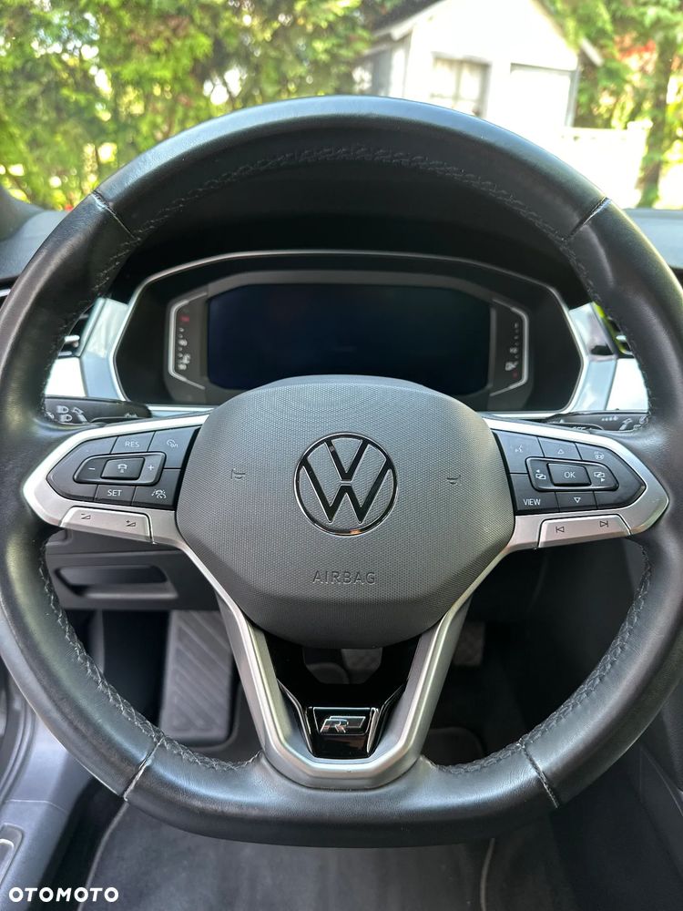 Volkswagen Passat Variant 2.0 TDI SCR DSG Highline - 5