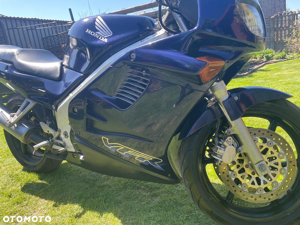 Honda VFR - 5
