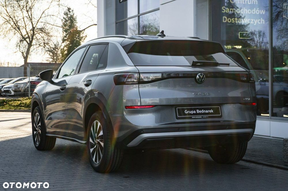 Volkswagen T-Roc - 9