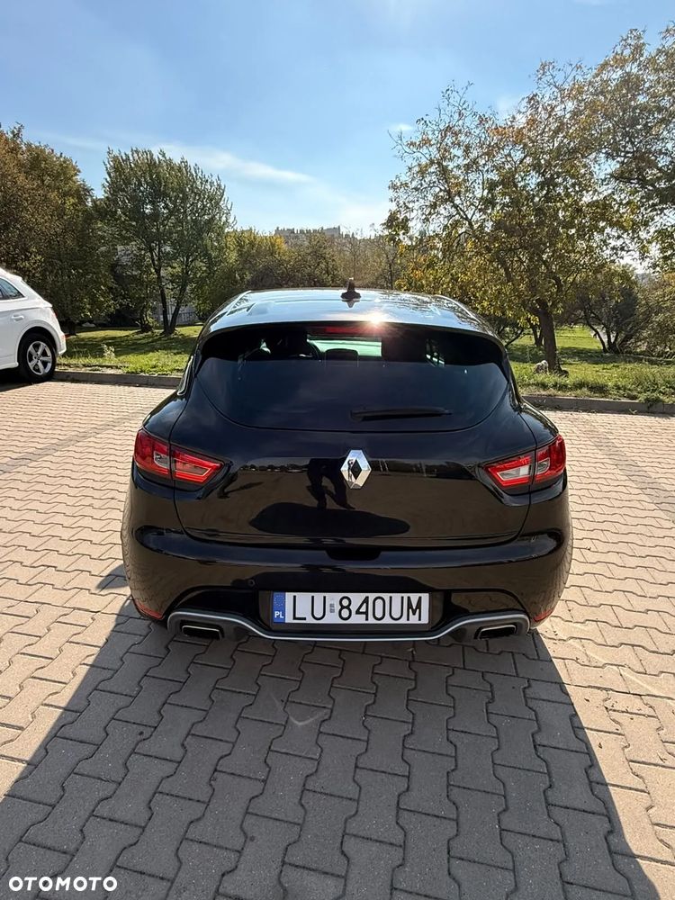 Renault Clio - 6