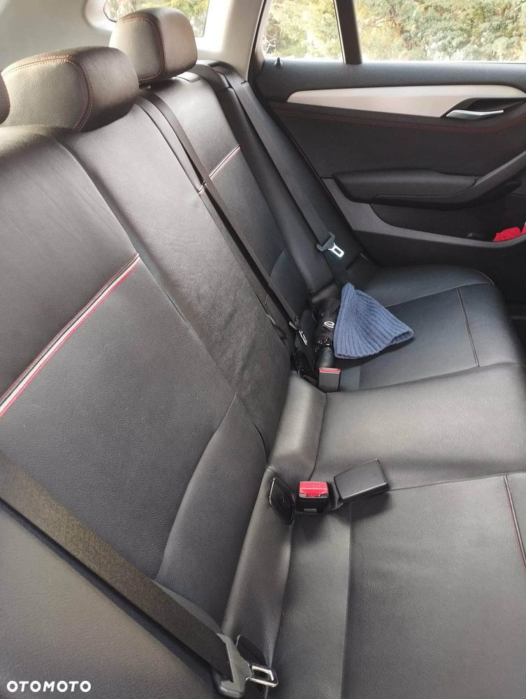 BMW X1 xDrive20d - 11