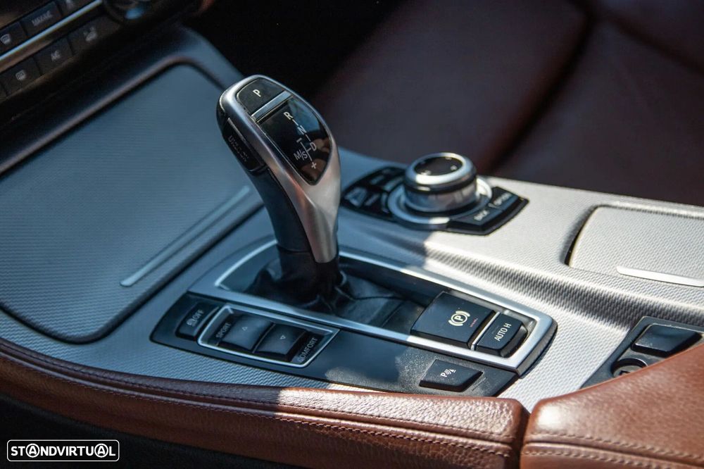 BMW 525 d Pack M Auto - 37