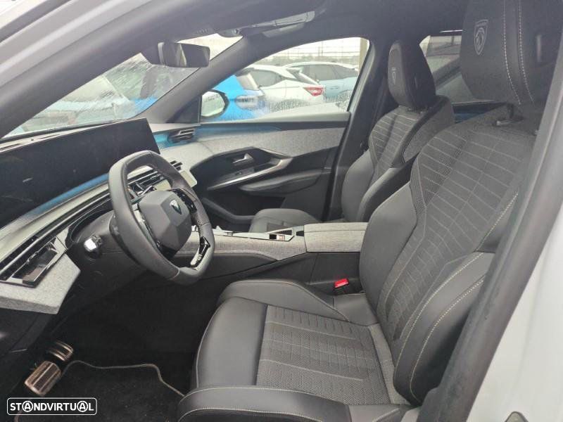 Peugeot 5008 Hybrid 136 e-DSC6 GT - 6