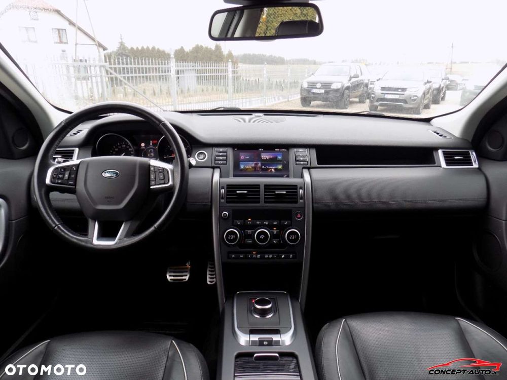 Land Rover Discovery Sport - 26