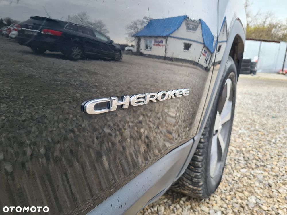 Jeep Cherokee 3.2 V6 Active Drive I Limited - 27