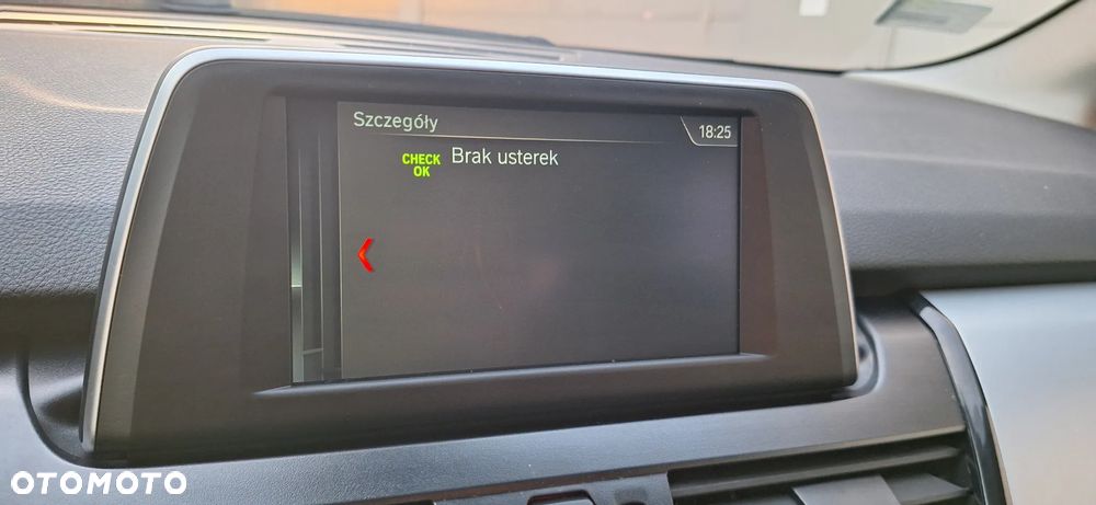 BMW Seria 2 218d - 30
