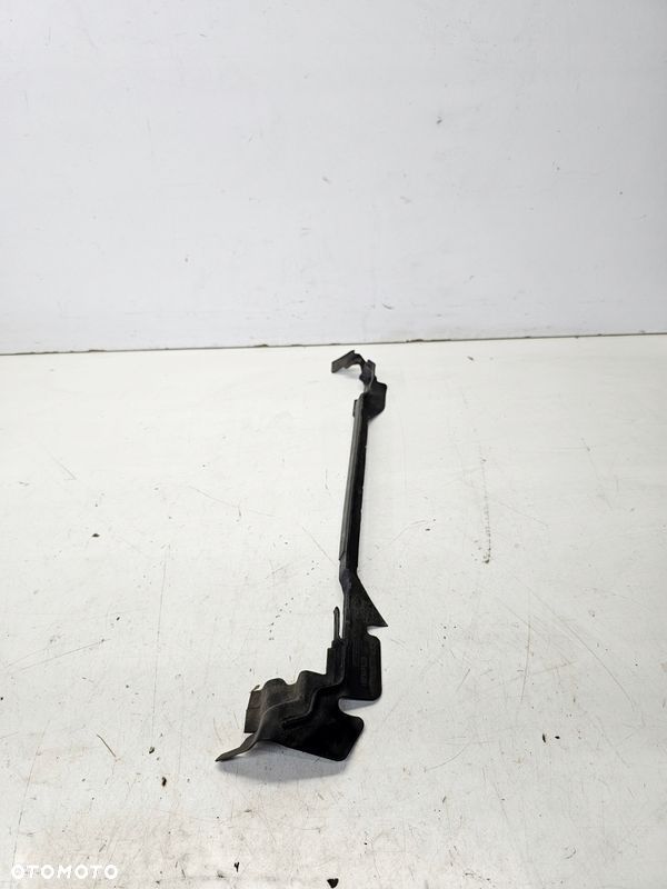 KIEROWNICA POWIETRZA LEWA AUDI TT 8S 2. TFSI 8S0121331 - 1