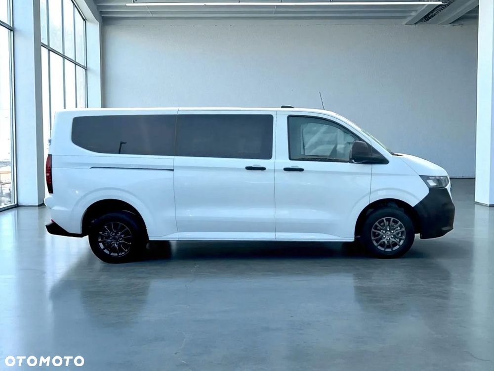 Volkswagen Caravelle - 3