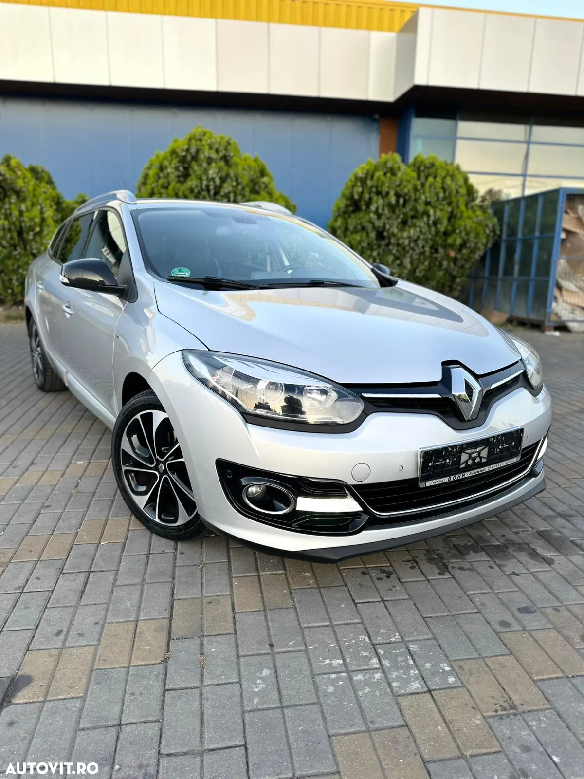 Renault Megane ENERGY dCi 110 Start & Stop Bose Edition - 11
