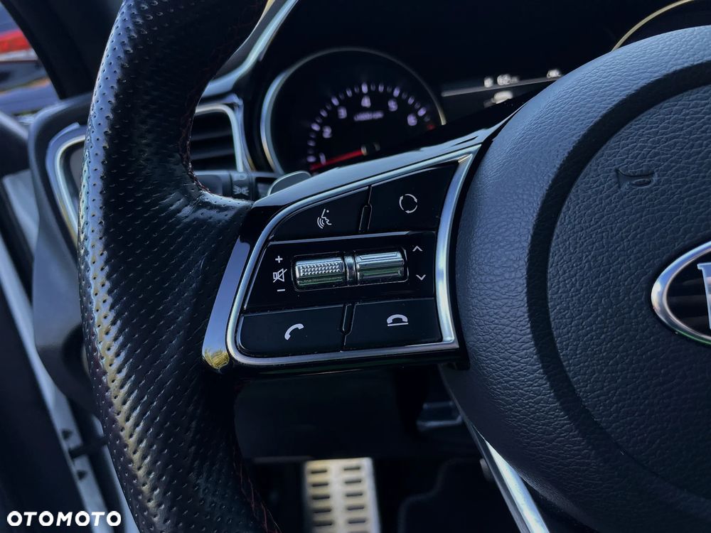 Kia ProCeed 1.6 T-GDI GT DCT - 23