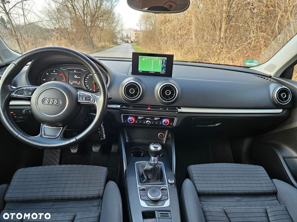 Audi A3 Sportback - 19