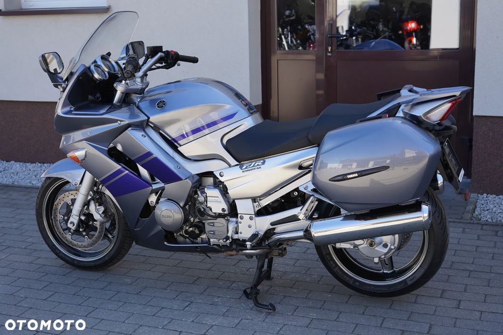 Yamaha FJR - 21