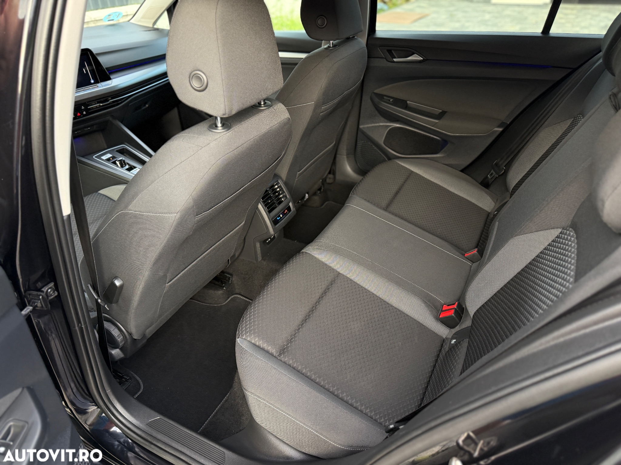Volkswagen Golf Variant 2.0 TDI SCR DSG Active - 22