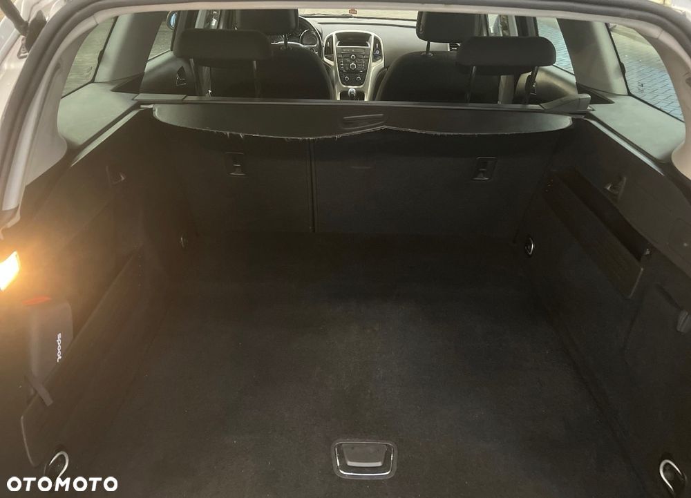 Opel Astra 1.4 Turbo Sports Tourer - 10