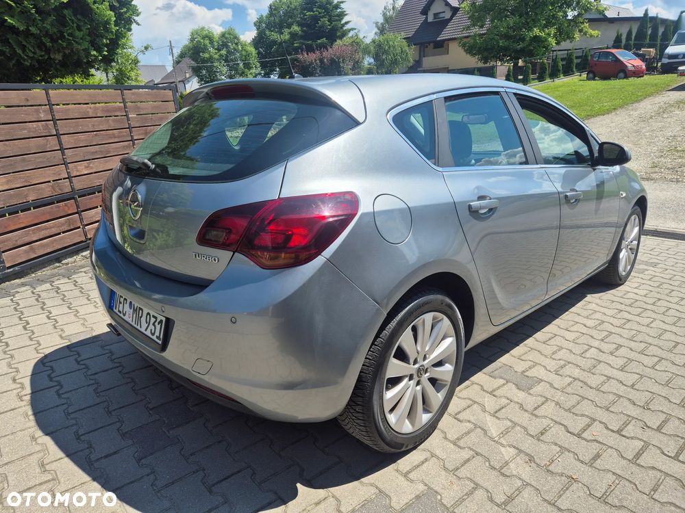 Opel Astra 1.4 Turbo Cosmo - 6